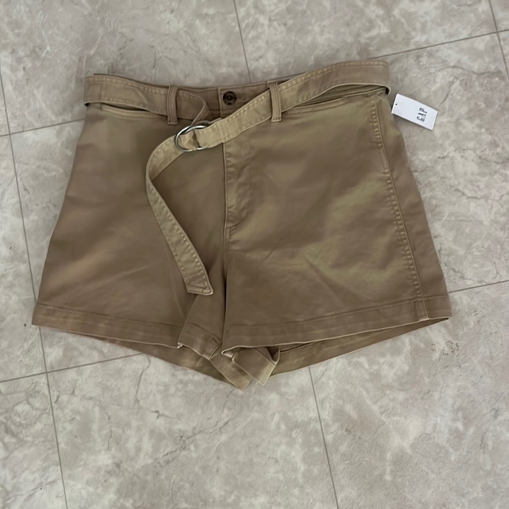 Nwt Gap Khaki Shorts 12 Fit like A 10